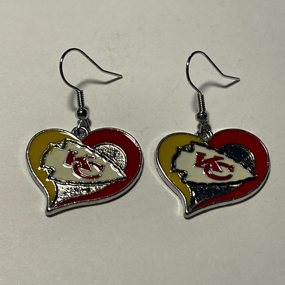 Kansas City Chiefs NFL Football Sports Heart Shaped Dangle Earrings NEW